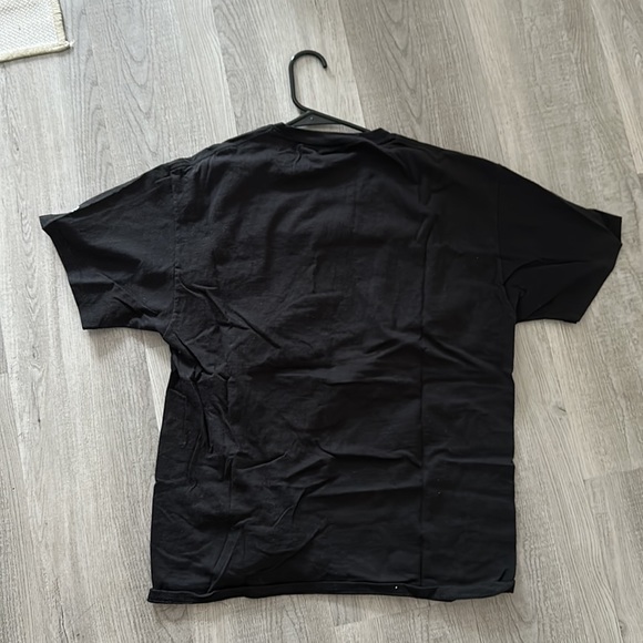 Vanderbilt University Men’s Large T shirt - Picture 3 of 3